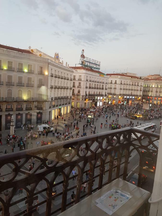 Estudio Calle Mayor Madrid Exterior photo