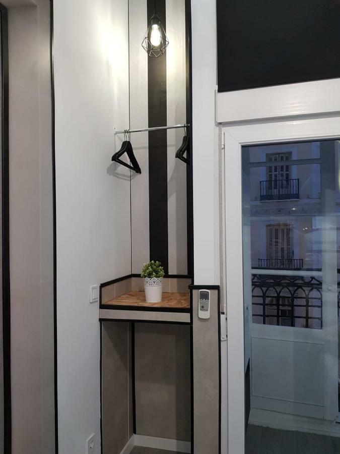 Estudio Calle Mayor Madrid Exterior photo