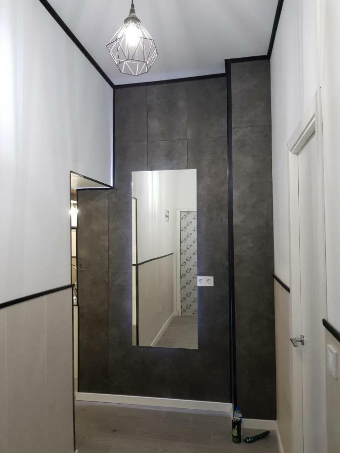 Estudio Calle Mayor Madrid Exterior photo